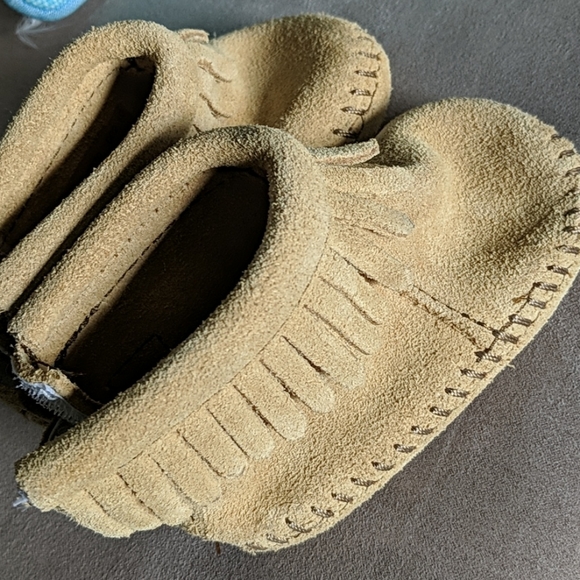 Minnetonka Size 1 Infant Baby Mocassins Leather - Picture 3 of 12